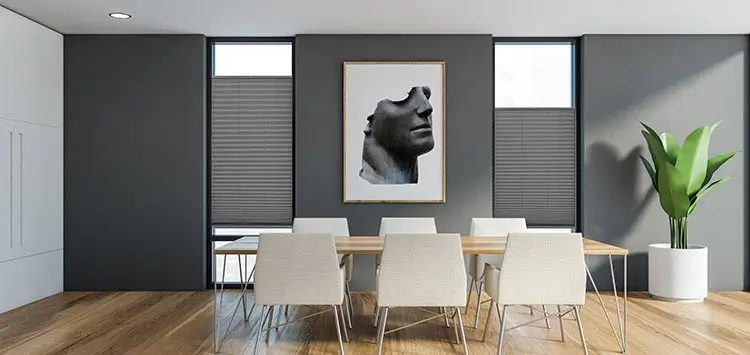 Fenster Plissee Braune Fenster Plissees im Esszimmer